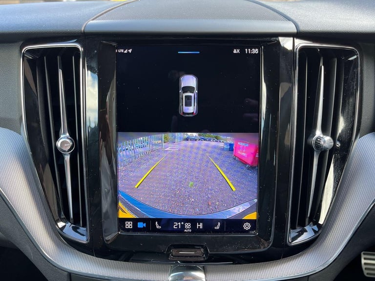 2022 Volvo XC60 2.0 B4 MHEV Plus Auto AWD Euro 6 (s/s) 5dr ESTATE Diesel/Electric Hybrid Automatic