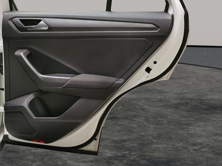 2019 Volkswagen T-Roc 1.6 TDI Design SUV 5dr Diesel Manual Euro 6 (s/s) (115 ps) - PARK SENSORS -...