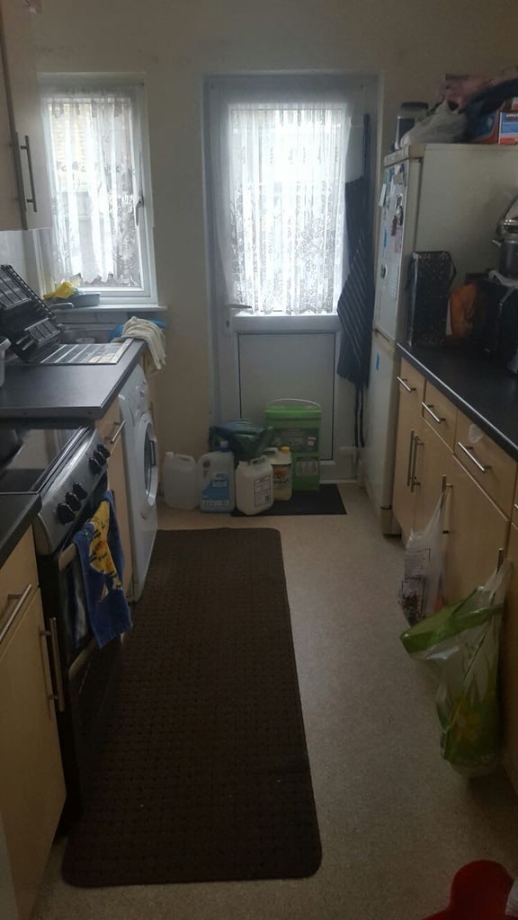2-Bed End-of-Terrace House in Plaistow E13 – Multiswap Ready – Looking for 2-Bed House
