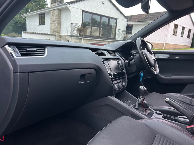 2016 Skoda Octavia 2.0 TDI CR vRS 5dr ESTATE Diesel Manual
