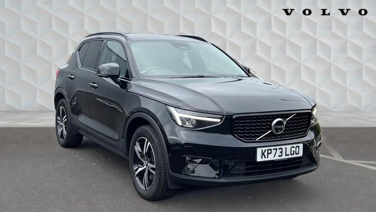 2023 Volvo XC40 Plus B3 Mild hybrid Petrol Dark Automatic SUV Hybrid Automatic