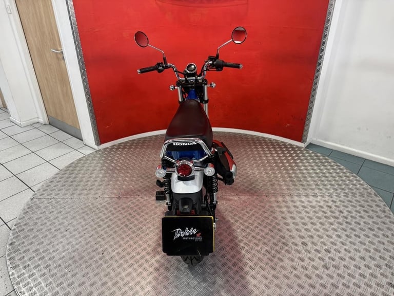 2024 '74' Honda ST125 Dax 