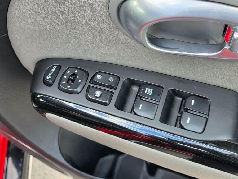 2014 Kia Soul 1.6 CRDi Mixx Euro 5 5dr SUV Diesel Manual