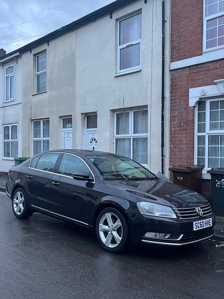 Volkswagen, PASSAT, Saloon, 2011, Manual, 1968 (cc), 4 doors