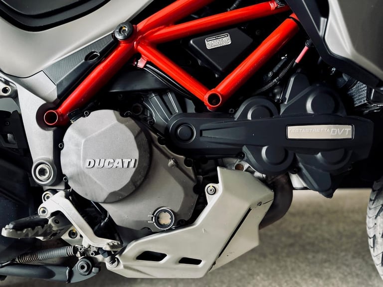 STUNNING 2020/20 DUCATI MULTISTRADA 1260 S GRAND TOUR MOTORCYCLE 