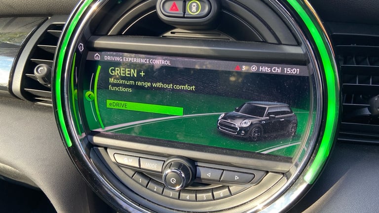 2020 MINI Electric Hatch Cooper SE 32.6kWh Level 3 Hatchback 3dr Electric Auto (184 ps) Hatchback...