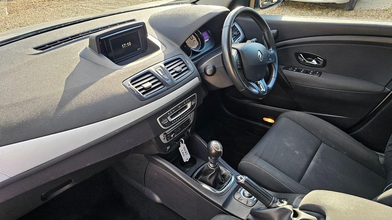 RENAULT MEGANE 1.6 Dynamique TomTom Energy dCi 130 Stop &amp; Start 2014