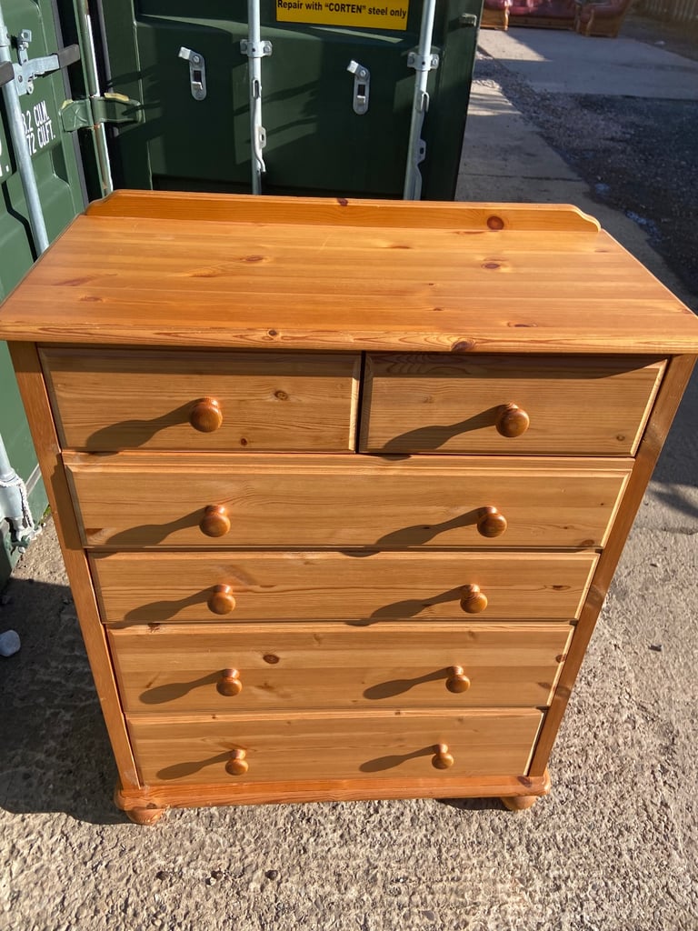 Pine chest of 4+2 drawer 