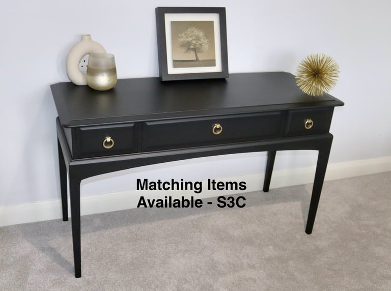 Stag 4 Drawer Bedside Tables Bedside Cabinets in Grey - Free Local Delivery 4DG