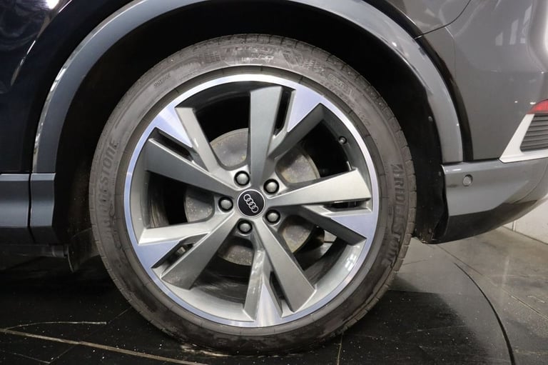 2023 Audi Q4 e-tron 35 S line SUV 5dr Auto 55kWh (APPLE CAR PLAY) ESTATE ELECTRIC Automatic