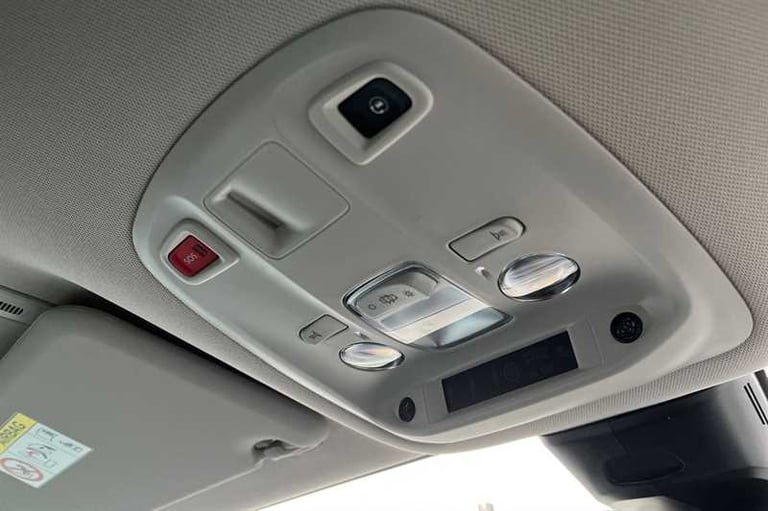 2023 Peugeot Traveller Business VIP 2.0 BlueHDi Diesel Automatic Start/Stop (180ps) MPV Diesel Au...