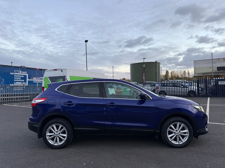 2015 Nissan Qashqai 1.5 dCi Acenta Premium 5dr HATCHBACK Diesel Manual