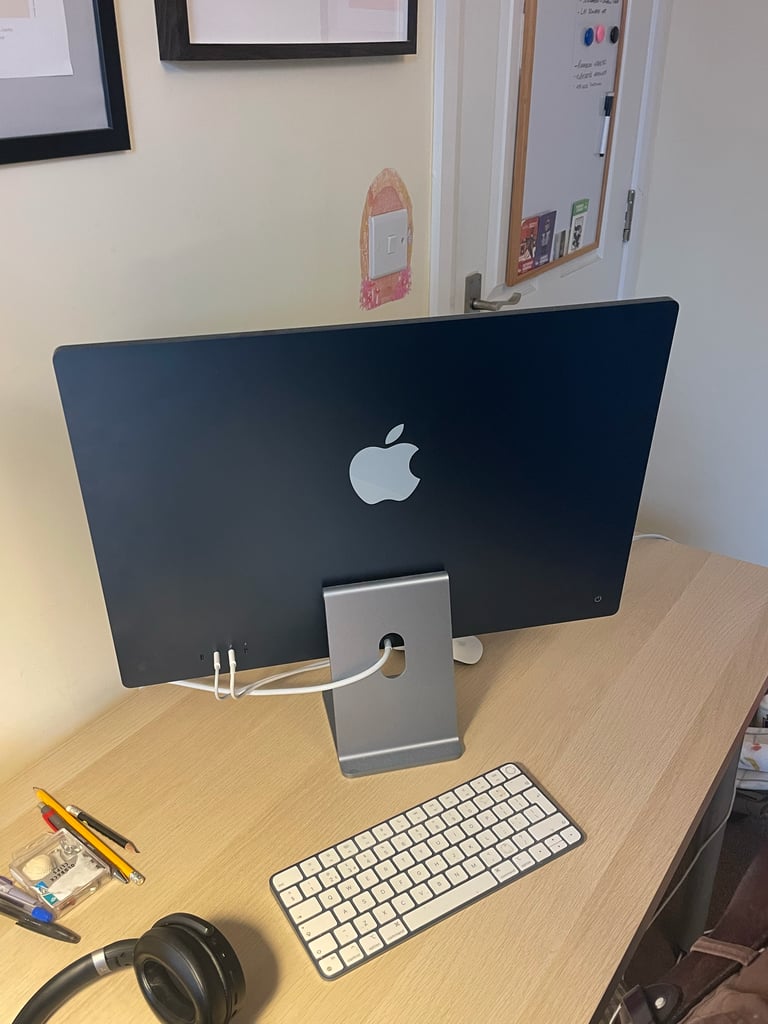 Excellent Apple iMac 24" (512GB SSD, M1, 8GB, 8-Core GPU) Blue