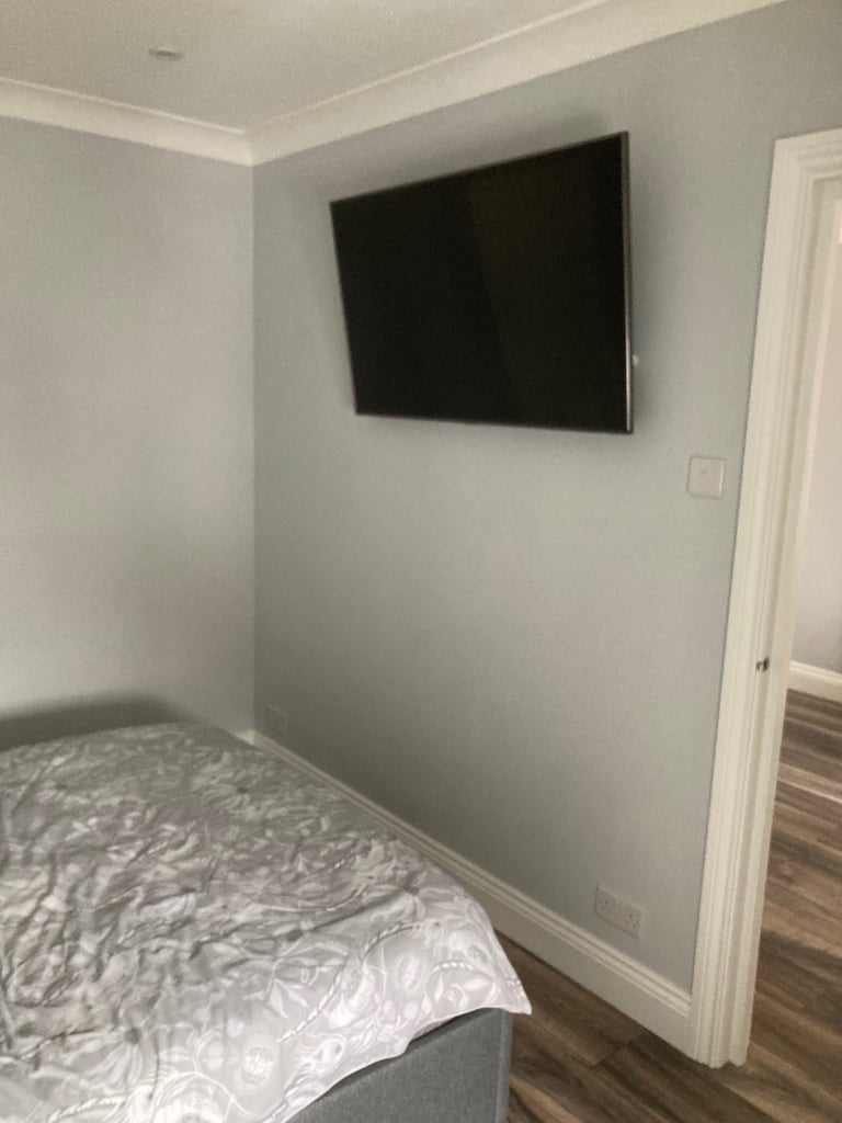 One bed totally refurbished flat