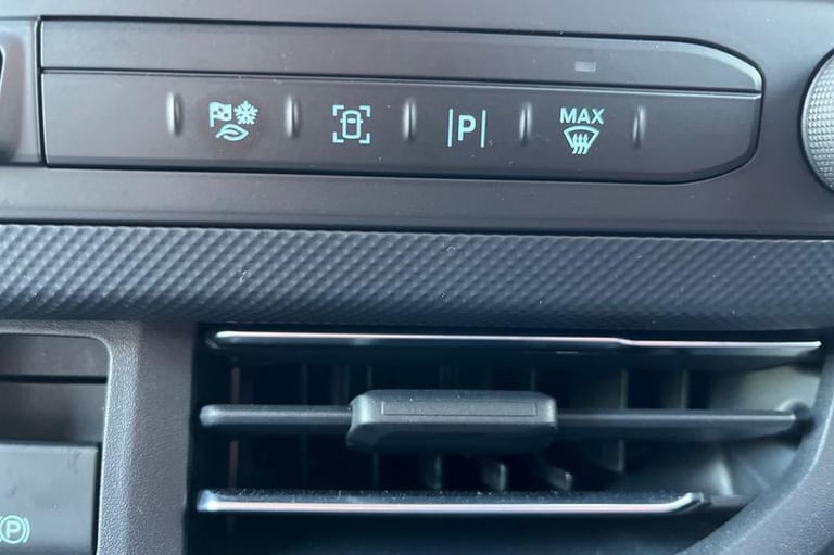 2025 Ford Transit Custom 320 Limited AUTO L2 LWB PHEV Double Cab In Van Petrol FWD 2.5 232ps, HEA...