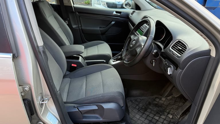 2012 Volkswagen Golf 1.6 TDI 105 SE 5dr DSG ESTATE Diesel Automatic