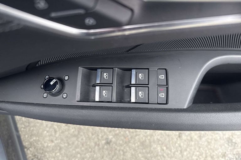 2022 Audi e-tron GT 390kW Quattro 93kWh 4dr Auto [C+S] Saloon Electric Automatic