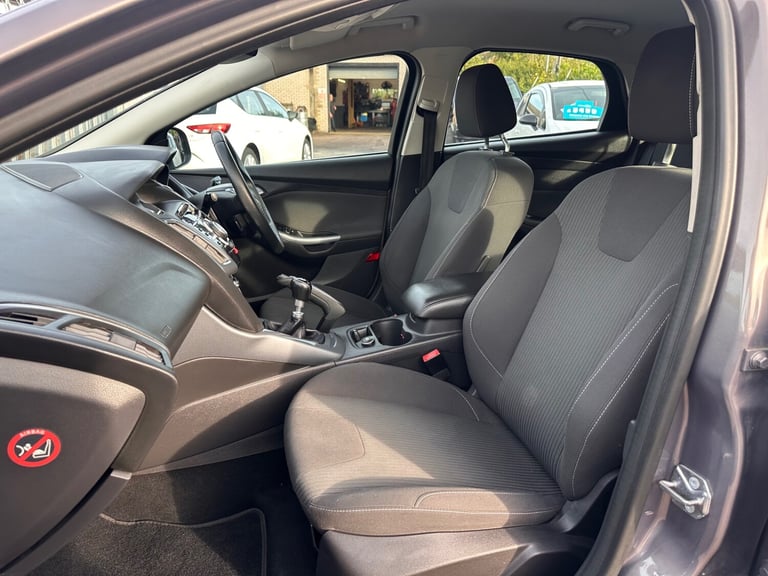 2012 Ford Focus 1.6 TDCi 115 Titanium 5dr HATCHBACK Diesel Manual
