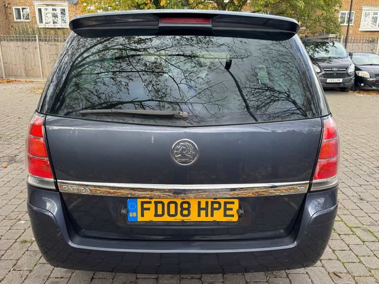 Vauxhall zafira 2008 clean example