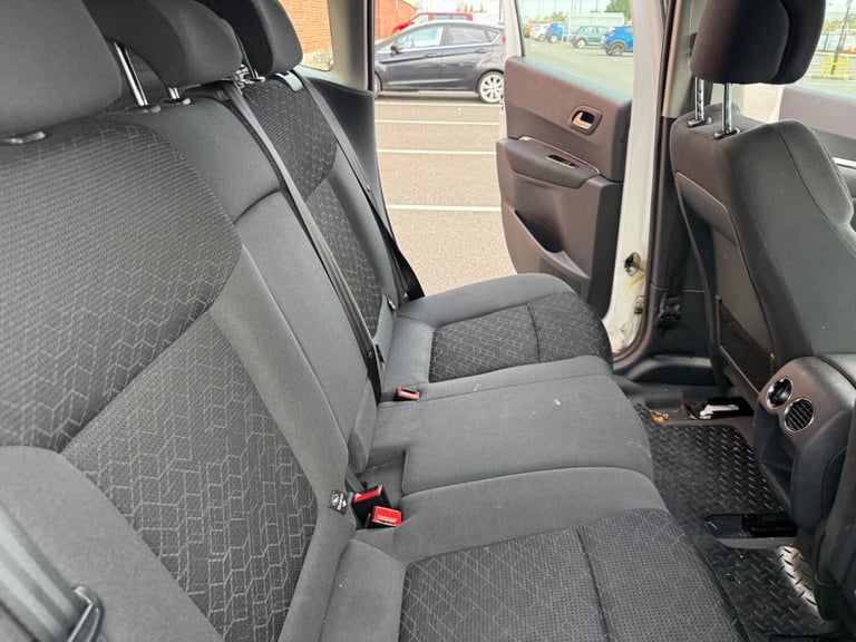 2015 Peugeot 3008 1.6 HDi Active Euro 5 5dr HATCHBACK Diesel Manual