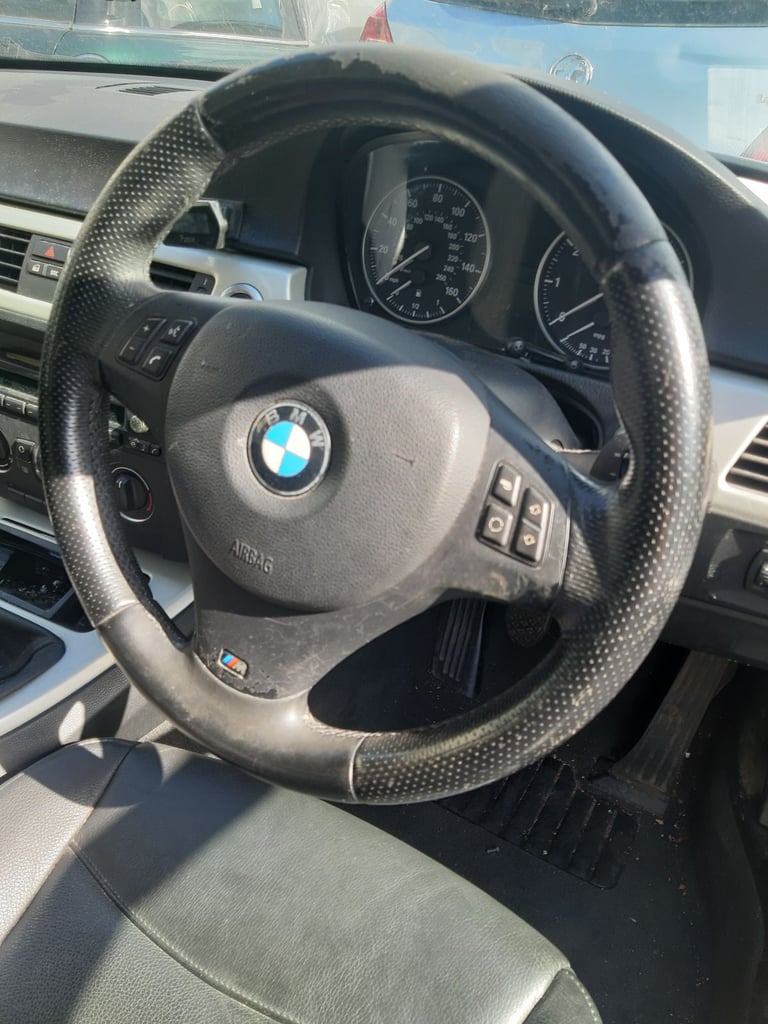 Bmw 2009 e90 318i  petrol for breaking 