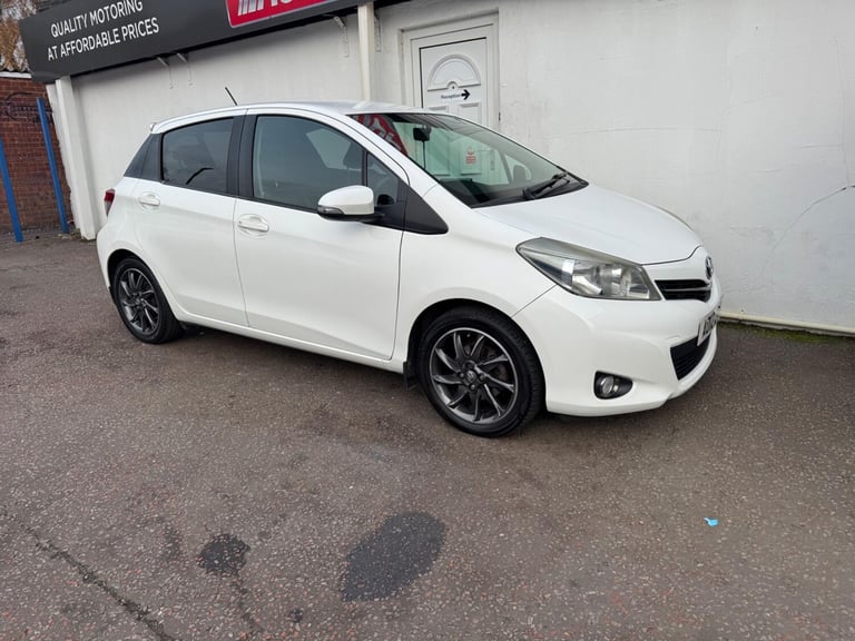 2012 Toyota Yaris 1.33 VVT-i Trend 5dr HATCHBACK PETROL Manual