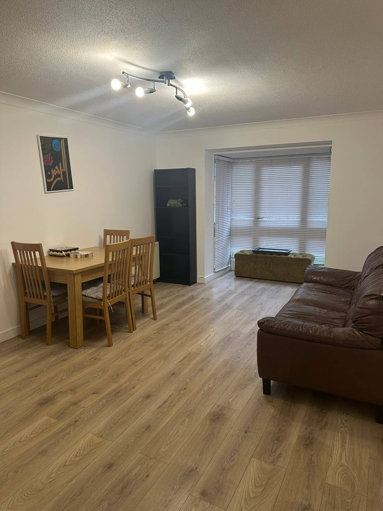 2 Bed Split Level Flat in Central Reading (RG1)