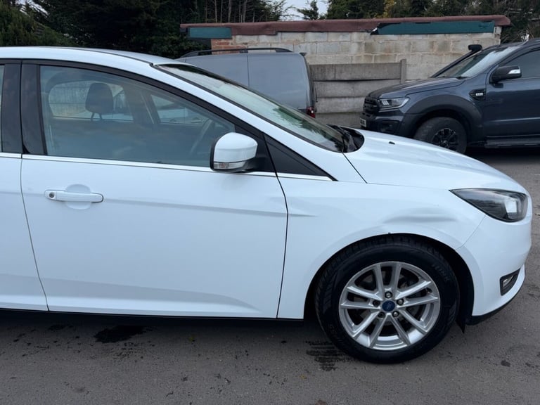 2016 Ford Focus 1.0 EcoBoost 125 Zetec 5dr Auto HATCHBACK PETROL Automatic