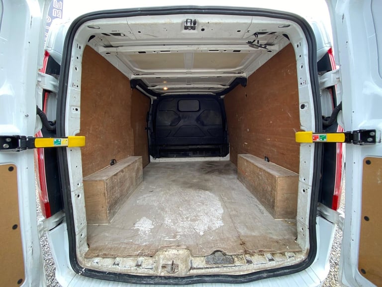 2017 Ford Transit Custom 2.0 TDCi 270 L1 H1 5dr PANEL VAN Diesel Manual