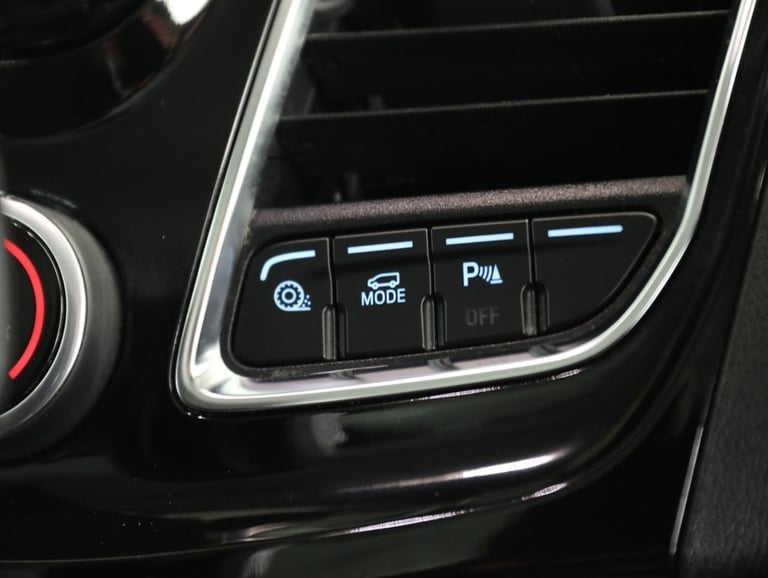 2022 Ford Tourneo Custom 2.0 320 EcoBlue Titanium Minibus Double Cab 5dr Diesel Auto L2 Euro 6 (s...