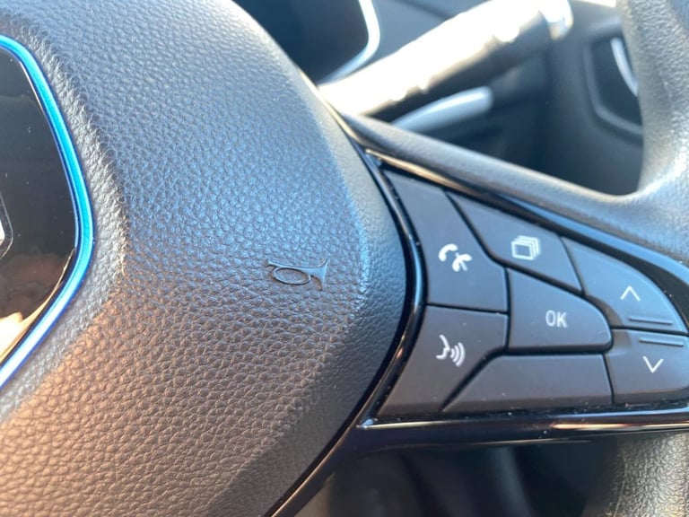 2021 Renault Zoe R110 52kWh Play Hatchback 5dr Electric Auto (i) (107 bhp) Hatchback ELECTRIC Aut...