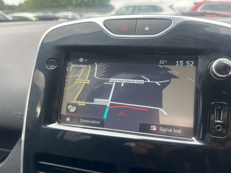 2015 Renault Clio 0.9 TCe Dynamique Nav Hatchback 5dr Petrol Manual Euro 6 (s/s) (90 ps) Hatchbac...