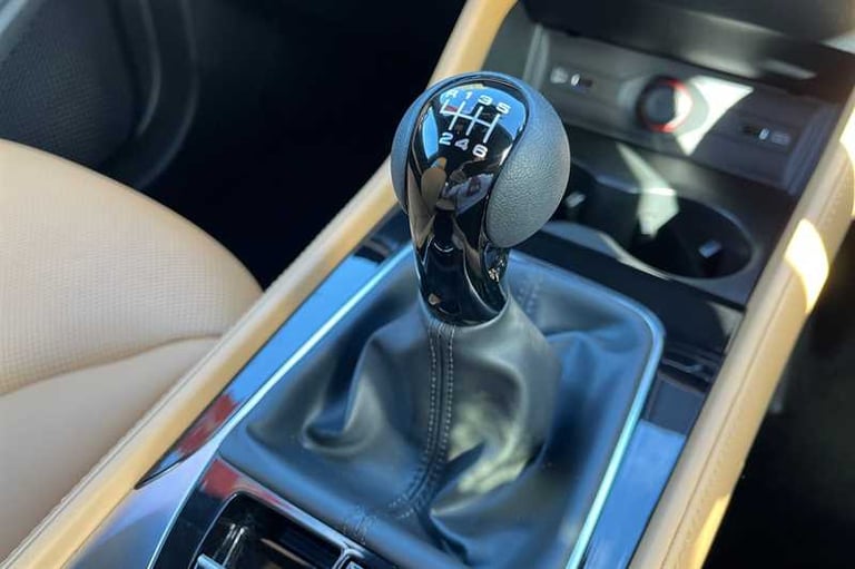 2024 MG MG HS 1.5 T-GDI Trophy 5dr ESTATE PETROL Manual