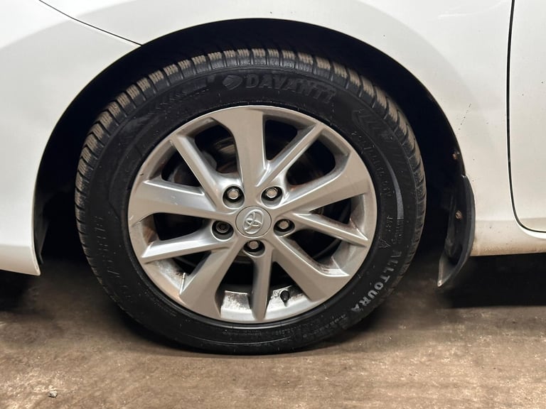2014 Toyota Auris 1.6 V-Matic Icon Euro 5 5dr HATCHBACK Petrol Manual