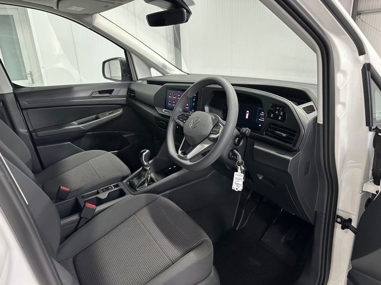 2024 74 VOLKSWAGEN CADDY MAXI 2.0 TDI C20 COMMERCE PANEL VAN 6DR DIESEL MANUAL L