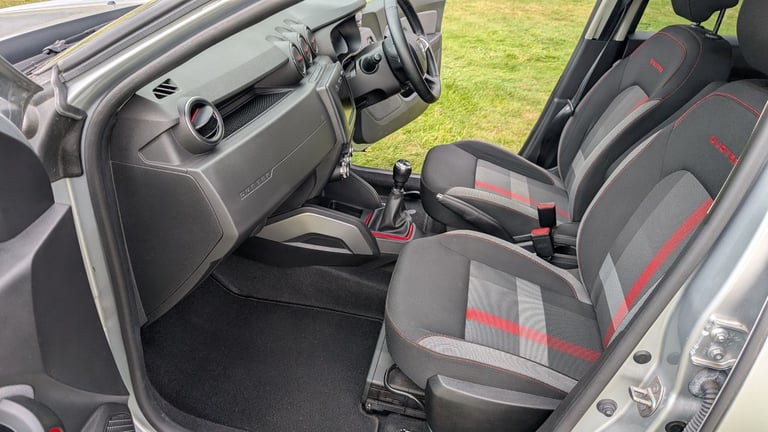 Dacia, DUSTER, Hatchback, 2020, Manual, 1333 (cc), 5 doors