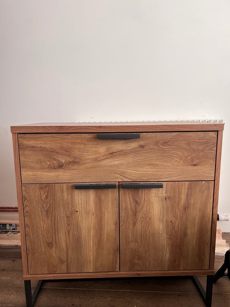 Habitat cabinet 