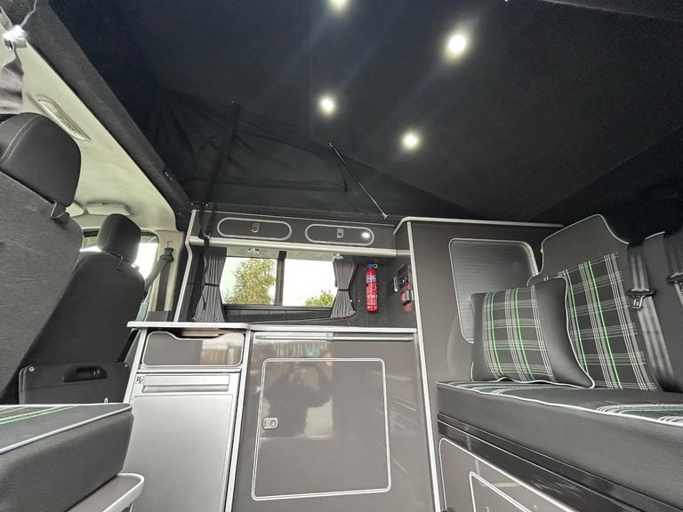 Ford Transit Custom Campervan Conversion - 2.0 300 EcoBlue Limited Ca... 2018/18