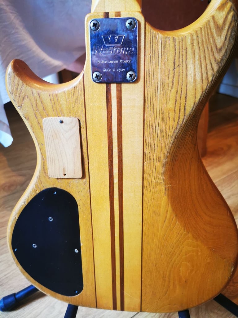 Westone Thunder 1a Vintage Bass Guitar 