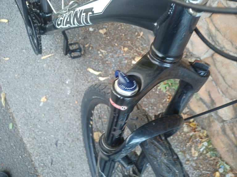 Giant Terrago Large Adults Mountain Bike, Hydraulic Brakes