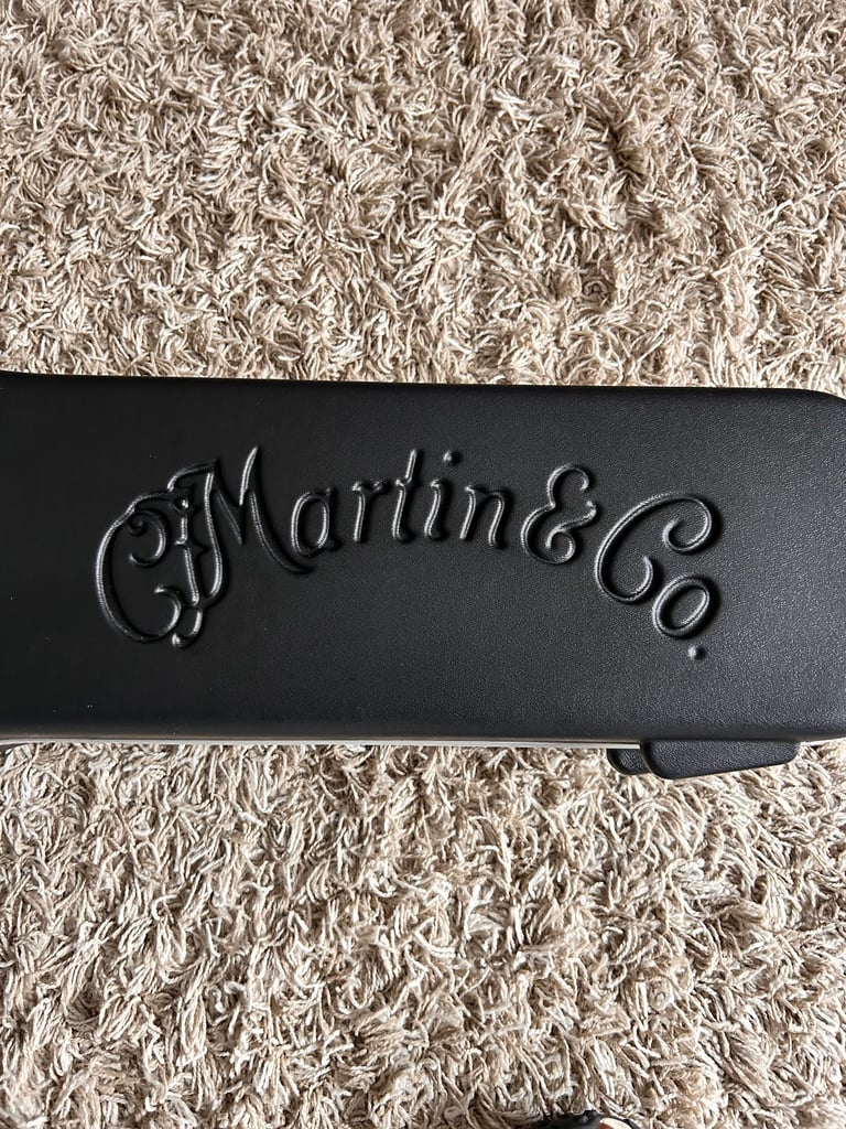 Martin 000-28H