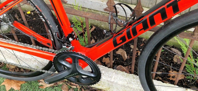 Giant Defy Advanced 2 Carbon Small Endurance Road Bike 