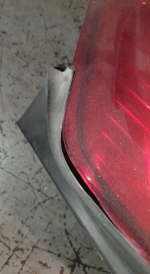 Toyota Avensis Right Side Rear Light 2004