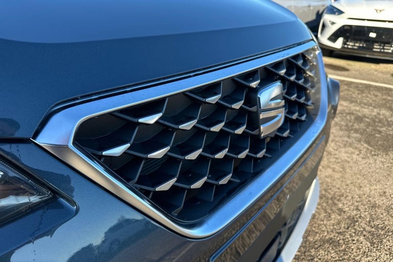 2025 SEAT Arona 1.0 TSI XPERIENCE Lux DSG Euro 6 (s/s) 5dr SUV PETROL Automatic