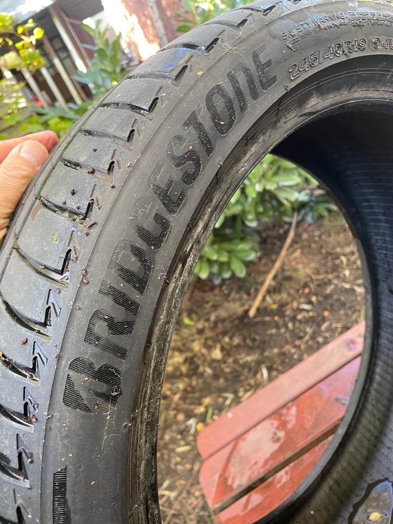 BRIDGESTONE CAR TYRE