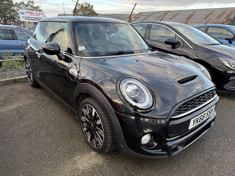 2019 MINI Hatch Cooper S Exclusive Hatchback Petrol Manual