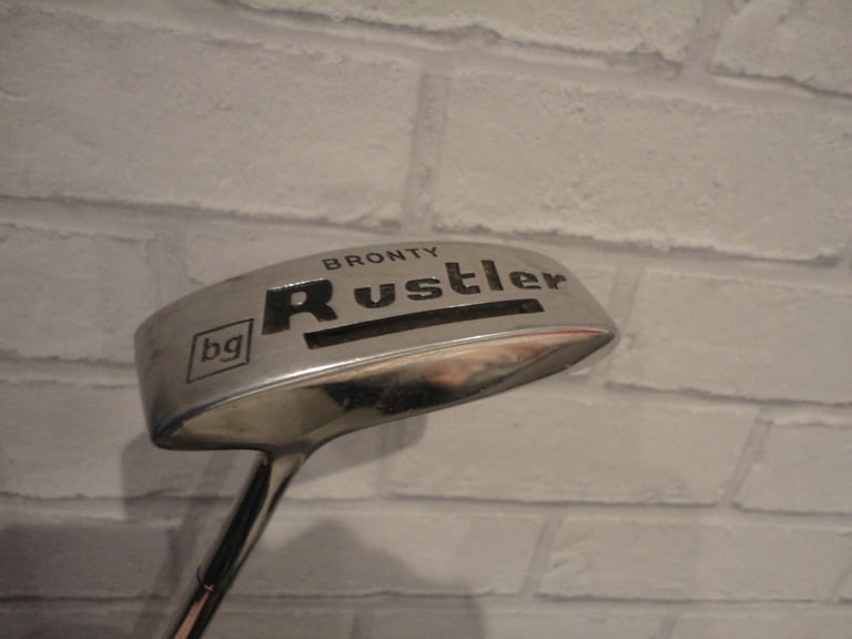 Various golf club putters, various prices, ping, mizuno, wilson, dunlop, slazenger, etc