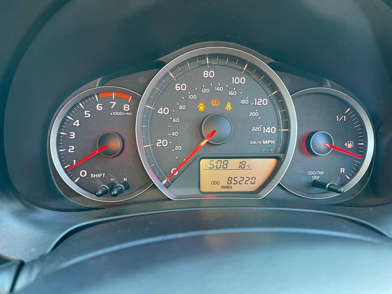 TOYOTA YARIS 1.3 Dual VVT-i Trend 2012