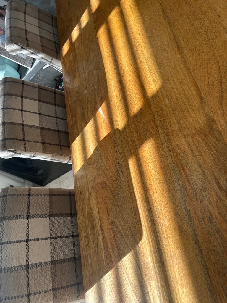 Oak furniture land dining table & 6 chairs