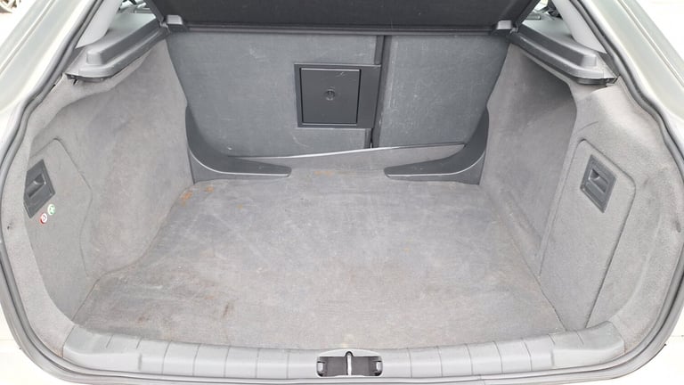 2006 Vauxhall Vectra 1.8i VVT Exclusive 5-Door From £2,695 + Retail Package HATCHBACK Petrol Manual